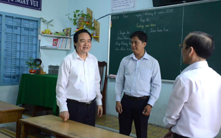 Bộ trưởng Phùng Xuân Nhạ: Tính mạng, sức khỏe của học sinh, giáo viên là trên hết