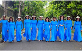 Thừa Thiên - Huế: Thi ảnh "Nữ CNVC-LĐ với áo dài truyền thống"