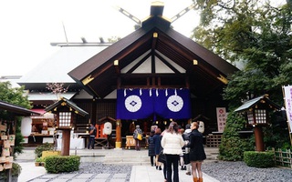 Đền thờ cầu duyên tại Tokyo