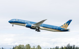 Đưa "siêu máy bay" Boeing 787-9 giải tỏa khách Việt từ Đài Loan về TP HCM