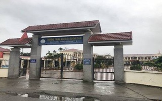 Nữ hiệu phó "dạy dỗ", yêu cầu  học sinh tự tát vào mặt 10 cái