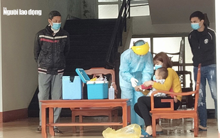 Những hình ảnh bác sĩ "3 cùng" ăn-ở-chống dịch Covid-19 tại tâm dịch Sơn Lôi