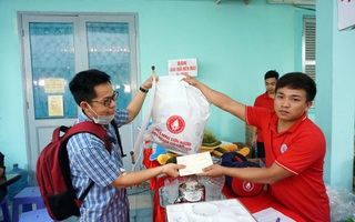 Gần 300 CNVC-LĐ hiến máu cứu người
