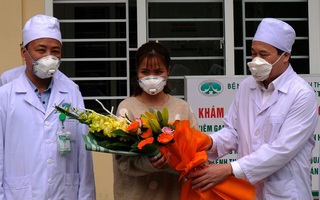 CLIP: Nữ bệnh nhân Thanh Hóa chia sẻ việc nhiễm virus corona được điều trị thành công