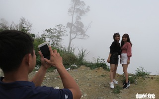 Checkin nơi nguy hiểm: đỉnh đèo Khánh Lê