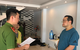 Người đàn ông Trung Quốc bị lập biên bản xử phạt vì lưu trú “chui”
