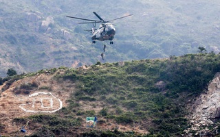Trực thăng quân sự Trung Quốc rơi tại Hồng Kông
