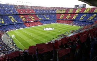 Barcelona rao bán tên sân Nou Camp, dùng tiền làm việc nghĩa