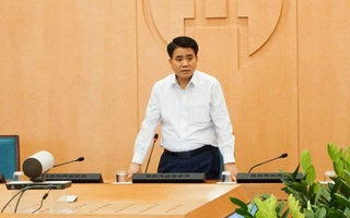 Chủ tịch Hà Nội: Dự kiến cấm cửa hàng không thiết yếu mở cửa trước 9 giờ