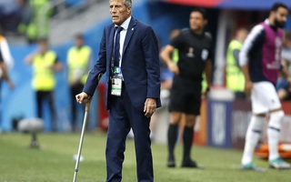 Tabarez - HLV lâu năm nhất thế giới mất việc