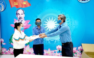 Trao 271 phần quà cho đoàn viên - lao động