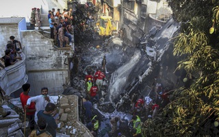 Máy bay Pakistan rơi: Nhiều nghi vấn trong đoạn ghi âm