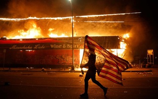 Tổng thống Trump cảnh báo quân đội có thể "nắm quyền kiểm soát" ở Minneapolis