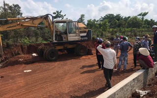 Vụ bồi thường thiếu, dân khiếu nại thì nói hết thời hiệu: Huyện tiếp tục cưỡng chế