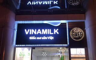 Vinamilk tính mở chuỗi cà phê, bán túi nilon, rau củ...