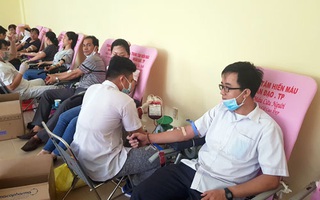 Hơn 500 đoàn viên hiến máu cứu người