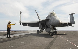 Báo cáo mới hé lộ Trung Quốc lo ngại năng lực quân sự Mỹ ở biển Đông