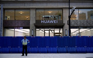 Mỹ điểm mặt Huawei, Hikvision... do quân đội Trung Quốc chống lưng