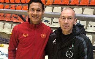 Bảo Quân ươm mầm futsal cho Cao Bằng