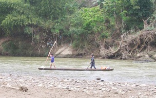 Rủ nhau ra sông câu cá, 2 học sinh lớp 2 đuối nước thương tâm