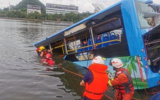 Trung Quốc: Đi thi đại học, 21 người chết đuối