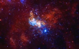 Phát hiện ngôi sao… bẹp dí, siêu đáng sợ là con lỗ đen quái vật