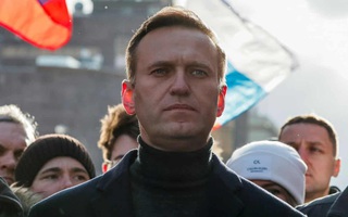 Bệnh viện Nga cho phép chính trị gia đối lập Navalny bay đến Đức điều trị