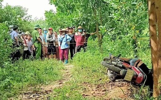 Nam thanh niên chết bất thường trên xe máy ven đường