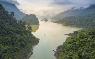 Non nước Na Hang