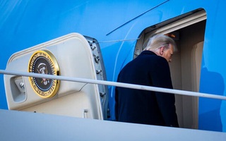 Điều Nhà Trắng không tiết lộ về người cuối cùng được ông Trump ân xá
