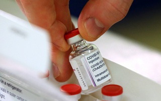 Vắc-xin Covid-19 đầu tiên được Bộ Y tế cấp phép lưu hành tại Việt Nam