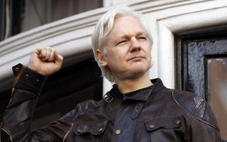 Bước ngoặt kịch tính: Ông chủ WikiLeaks thoát án dẫn độ sang Mỹ