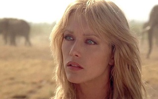 “Bond girl” Tanya Roberts qua đời