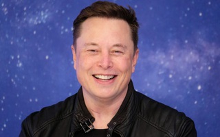 Phản ứng "lạ" của tỉ phú Elon Musk khi trở thành người giàu nhất thế giới