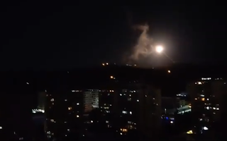 Syria tuyên bố bắn hạ hầu hết tên lửa Israel bay tới Damascus
