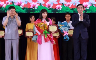 Trao thưởng cho người dân hiến kế xây dựng tỉnh Đắk Lắk