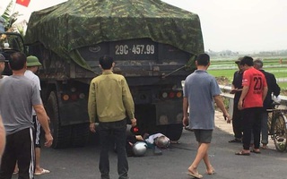 Chở nữ sinh lớp 8 đi đo kính mắt bị tai nạn, trò tử vong, cô giáo nguy kịch