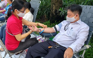 Hơn 200 đoàn viên Sawaco hiến máu cứu người