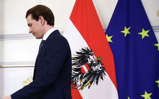 Đối mặt với cuộc điều tra hình sự, Thủ tướng Áo "từ chức tạm thời"?