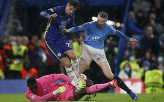 Chelsea mở đại tiệc ở Stamford Bridge, mơ tranh ngôi đầu Champions League