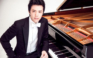 "Thần đồng piano" bị tóm tại trận khi đang mua dâm