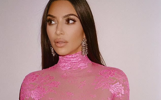 Kẻ rình rập Kim Kardashian lại bị bắt bên ngoài nhà cô