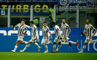 Juventus đau đầu với hàng công