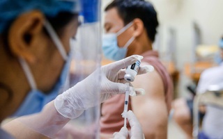 TP HCM: Hơn 68% người dân tiêm vắc-xin mũi 2, tiếp tục tiêm vét