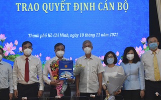 UBND TP HCM trao quyết định điều động,  bổ nhiệm nhiều cán bộ