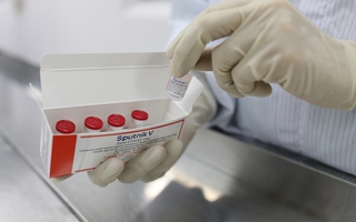 Vắc-xin Covid-19 Spunik do Việt Nam sản xuất sắp được đưa vào sử dụng