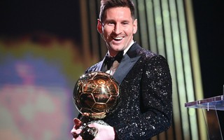 Lionel Messi đoạt "Quả bóng vàng", mở cửa thiên đường thứ 7