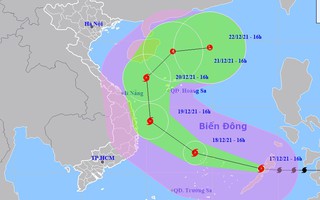 Siêu bão Rai giật cấp 17 vào Biển Đông, hướng di chuyển bất thường