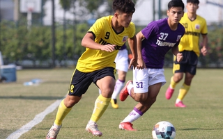 VCK Giải U21 VĐQG 2021: "Công làm thủ phá", học trò thầy Giôm thua ngược Hà Nội ở vòng 2