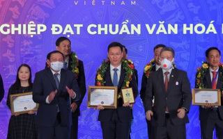 VietinBank là “Doanh nghiệp đạt chuẩn văn hóa kinh doanh Việt Nam” năm 2021